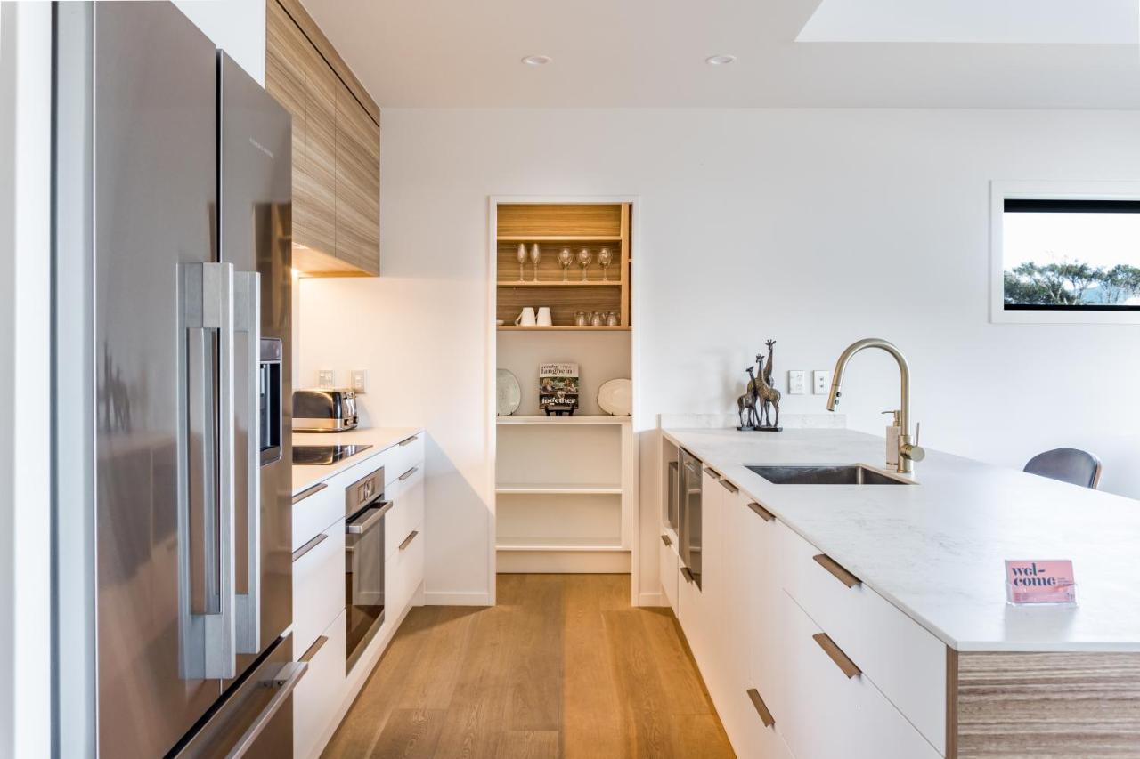 Okiwi Landing Apartment Raglan Exterior photo